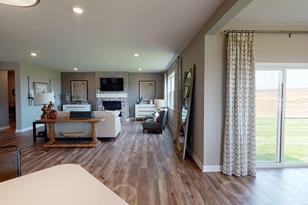 241 4th St NW - Photo 5