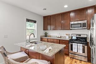 2920 Raleigh Ave - Photo 5