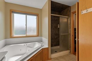 2422 Birch St W - Photo 7