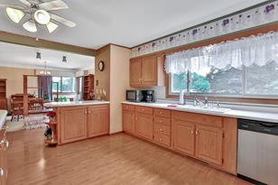 12003 Lindstrom Ln - Photo 35