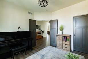 4804 Richard Ln - Photo 3