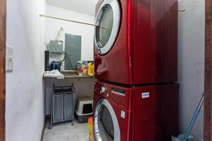 825 Springen Ave - Photo 21