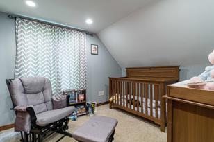 825 Springen Ave - Photo 33