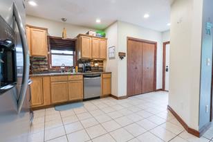 825 Springen Ave - Photo 17