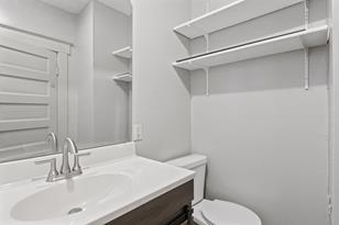 61 Delos St W - Photo 47