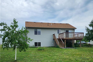 705 Bluebird St, Quamba, MN 55051-1490