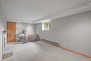 3555 Chippewa Rd - Photo 23