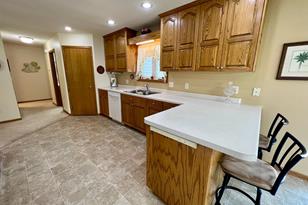 1201 Dana Dr SE - Photo 5