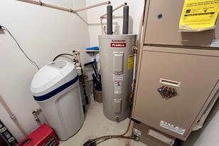 1201 Dana Dr SE - Photo 37