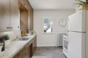 935 James Ave - Photo 5