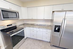 205 5th Street NW - Photo 3