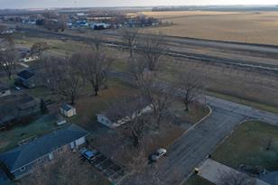 205 5th Street NW - Photo 39