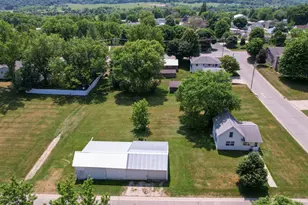 1003 Grand St SE, Chatfield, MN 55923 - Photo 5