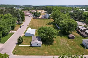 1003 Grand St SE, Chatfield, MN 55923 - Photo 11
