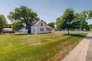 1003 Grand St SE, Chatfield, MN 55923 - Photo 21