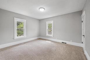 1004 Forest Ave - Photo 17