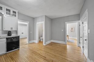 1004 Forest Ave - Photo 13