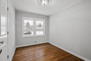 253 Hawes Ave - Photo 5