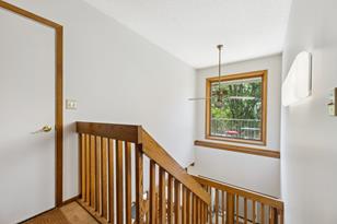 2333 Hawthorn Hill Road NE - Photo 21