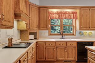 8283 Emerald Ln - Photo 39