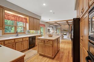8283 Emerald Ln - Photo 35