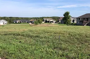 303 Estate Dr, Avon, MN 56310 - Photo 1