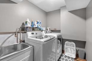 809 N 12th Street N - Photo 37