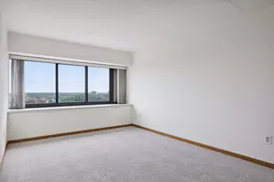 1920 S 1st St, Minneapolis, MN 55454 - Photo 11