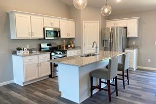 2425 Greenbriar Ln - Photo 23