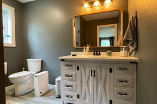 423 Spruce St - Photo 7