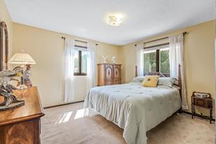 4041 Clover Ave - Photo 9