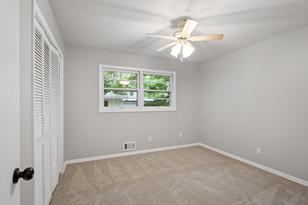 6445 Olson Memorial Hwy - Photo 39