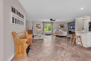 808 Second St SE - Photo 3