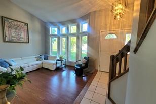 1040 Crest Ridge Ct - Photo 3