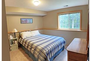 1838 Grotte Ave NE - Photo 5