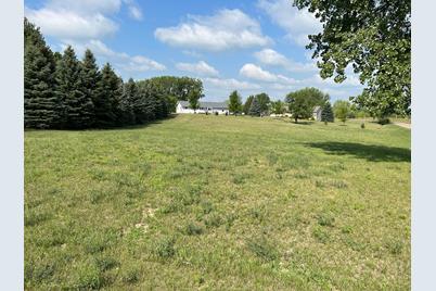 6007 Rolling Hills Drive SW, Montevideo, MN 56265 - Photo 3