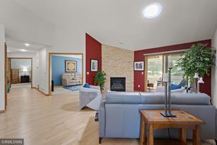 10344 Eagle Pointe Trail - Photo 3