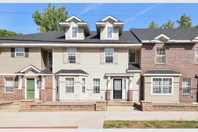 710 Stillwater Road, Willernie, MN 55090 - Photo 1