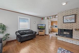 1624 Towne Terrace - Photo 3