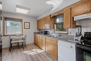 1624 Towne Terrace - Photo 9