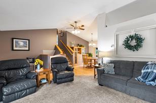 2200 Bridgewater Blvd S - Photo 5