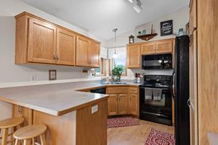 2200 Bridgewater Blvd S - Photo 15