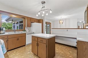 3260 68th Ct E - Photo 9