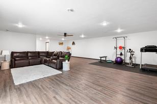 43156 Andee Ave - Photo 39