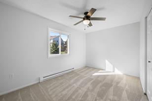 740 W Village Rd - Photo 19