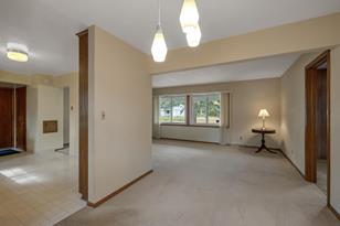 2218 County Rd F East - Photo 3