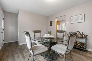 7910 Greenfield Ave - Photo 15