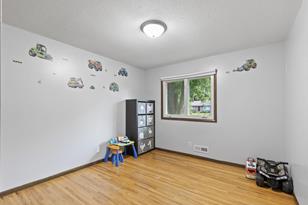 921 Whitney Dr - Photo 19