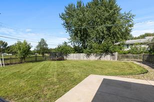 921 Whitney Dr - Photo 35