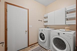 4576 Blaylock Cir - Photo 25